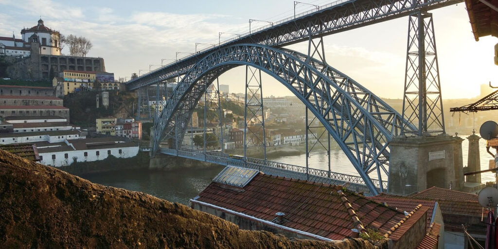 As Melhores Estratégias para Quem Quer Morar e Investir em Portugal 1 Morar e Investir em Portugal