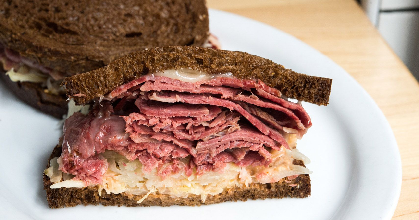 Cidade de Nova York: onde conseguir o melhor sanduíche Deli 2 1672289186 723 Cidade de Nova York onde conseguir o melhor sanduiche Deli