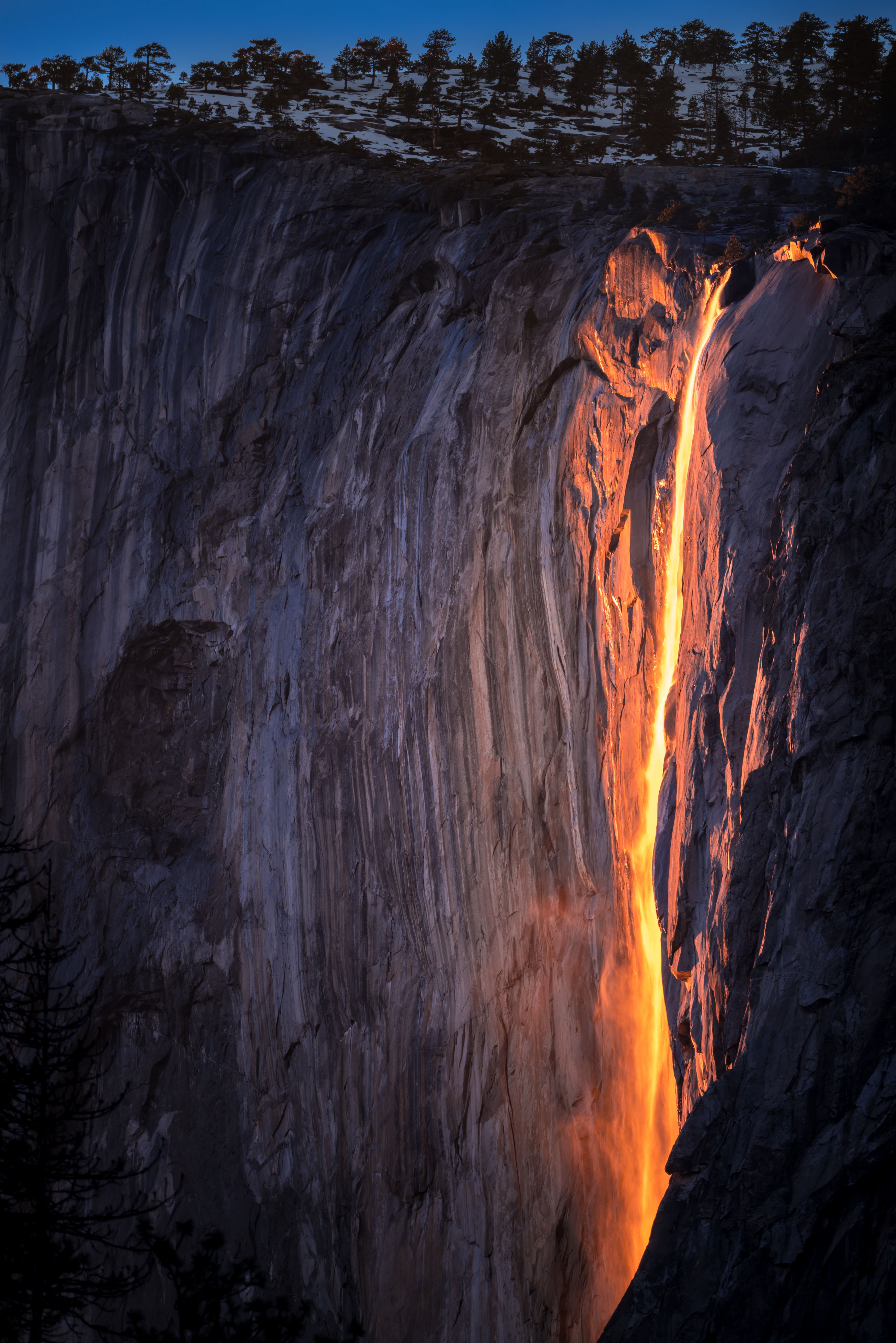 Horsetail Falls vai brilhar novamente este ano, aqui está o que saber sobre as restrições de visualização do parque 2 queda de cavalinha brilhando em yosemite