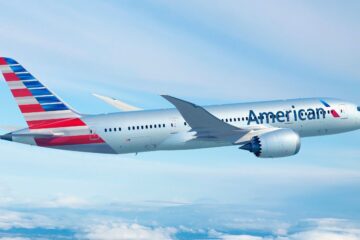 American Airlines chuta passageiro de primeira classe para beber bebidas de volta à classe econômica
