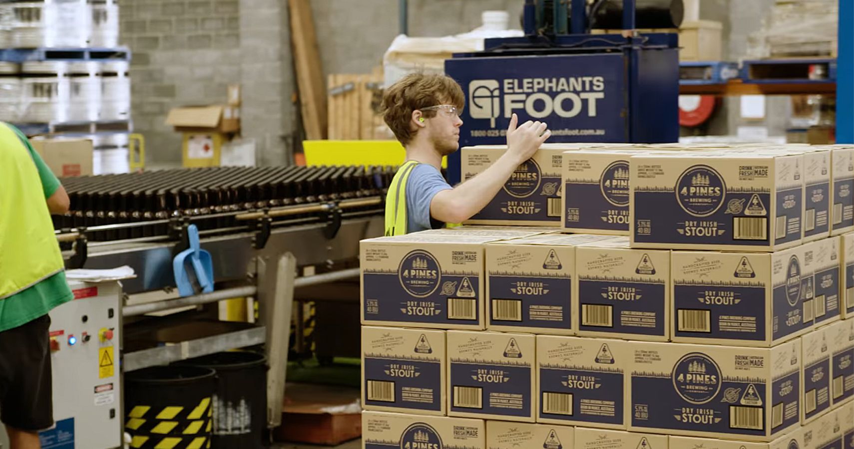 Novo design de garrafa de cerveja resolve o problema urgente de 'como ficar bêbado no espaço' 1 Novo design de garrafa de cerveja resolve o problema urgente