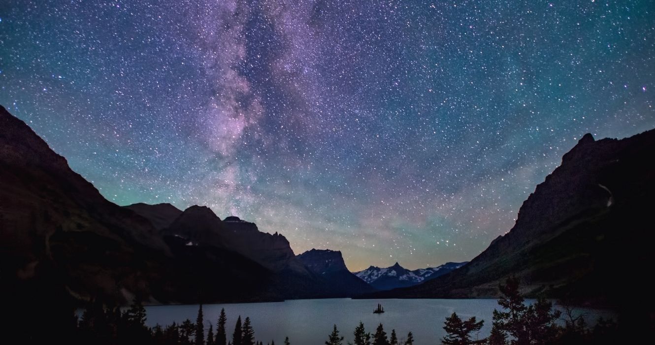 O que saber sobre o primeiro parque transfronteiriço Dark Sky do mundo 1 o céu noturno no parque nacional da geleira