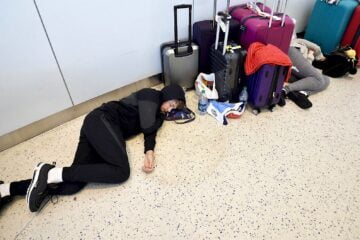 Passageiros da British Airways retidos por três dias após atrasos
