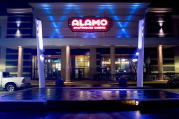 https://www.hollywoodreporter.com/news/alamo-drafthouse-eliminate-plastic-straws-1125864