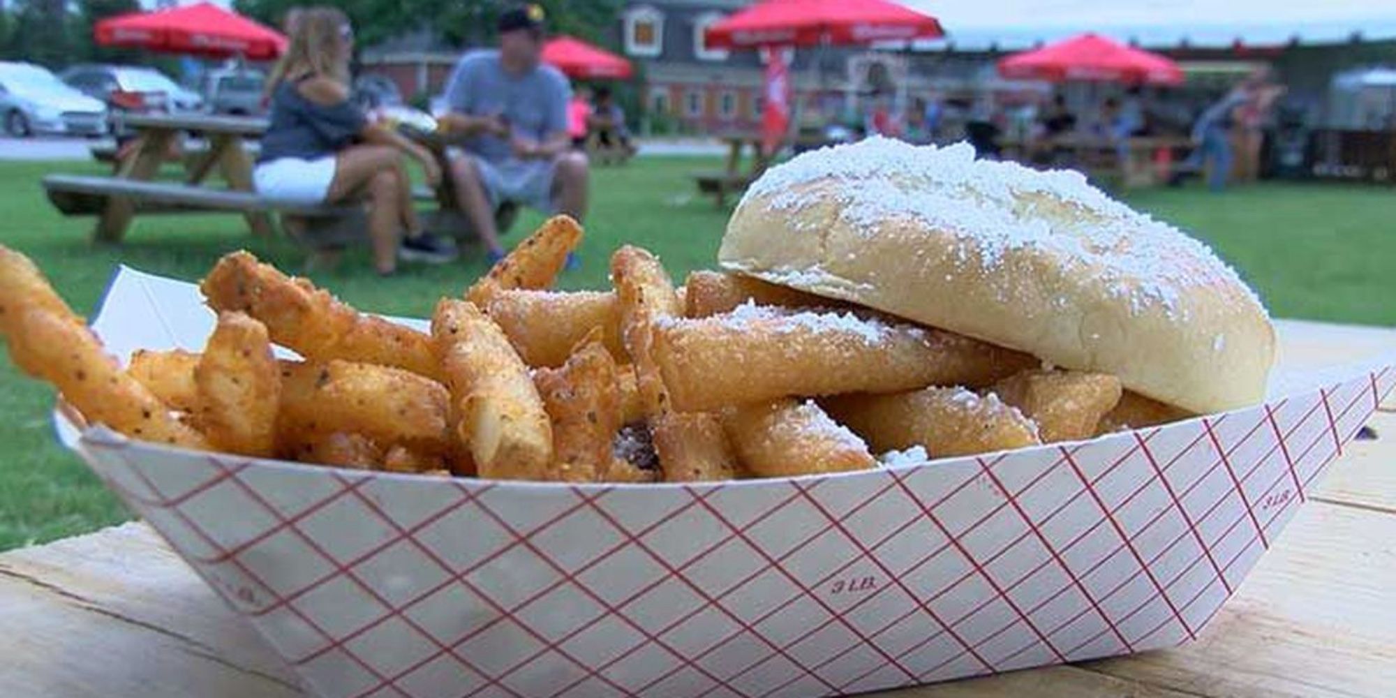 Você vai querer comer a comida nessas feiras estaduais americanas 4 bolo de funil batatas fritas hambúrguer