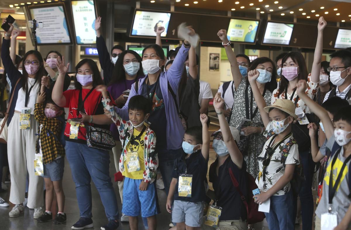 Taiwan começou "Voos Fantásticos" Para aqueles que querem satisfazer seu desejo de viajar 4 passageiros em um voo de fantasia em taiwan