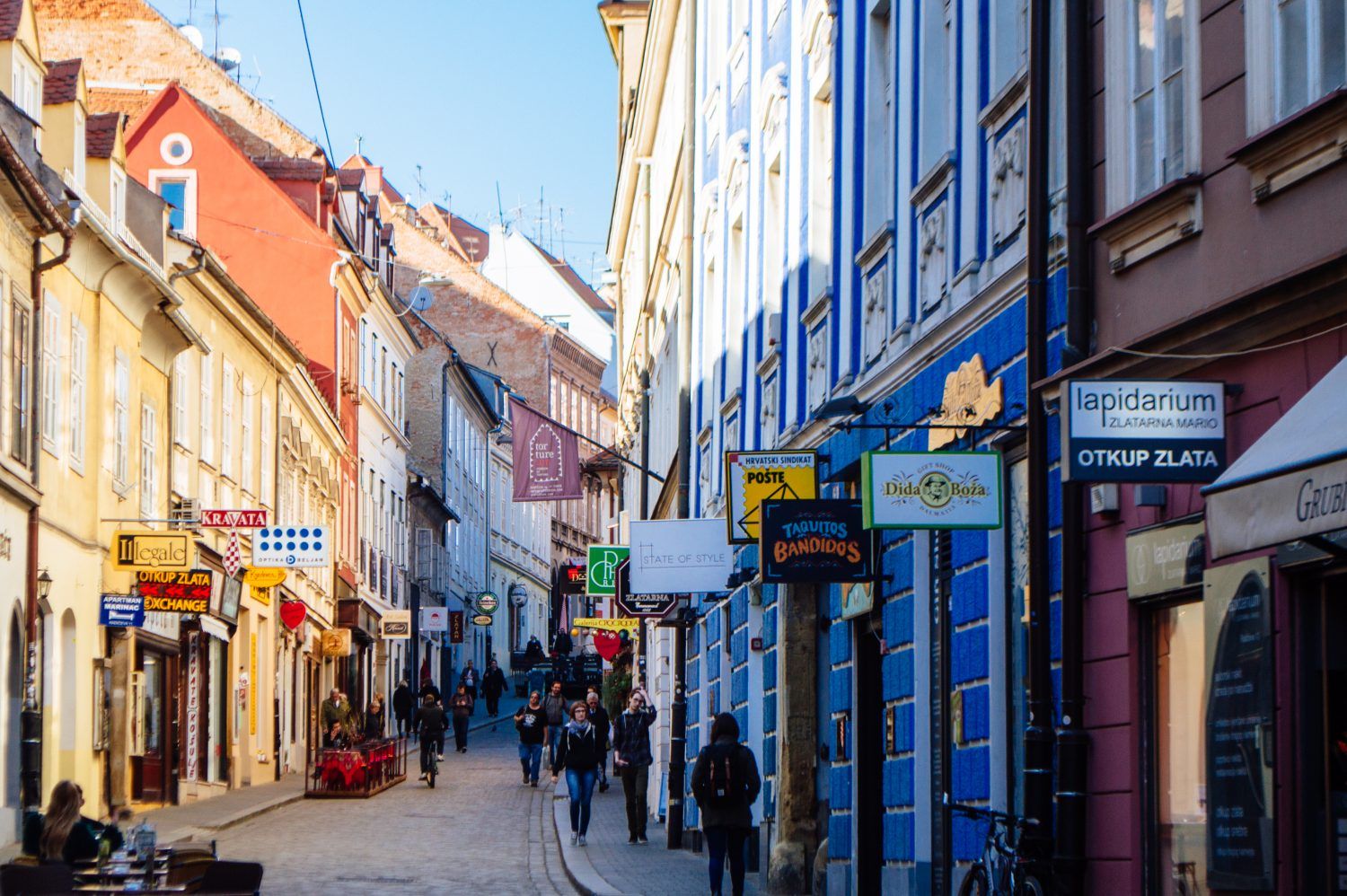 Viagens futuras: um guia para a Croácia, um país bonito e discreto 2 uma rua em zagreb, croácia
