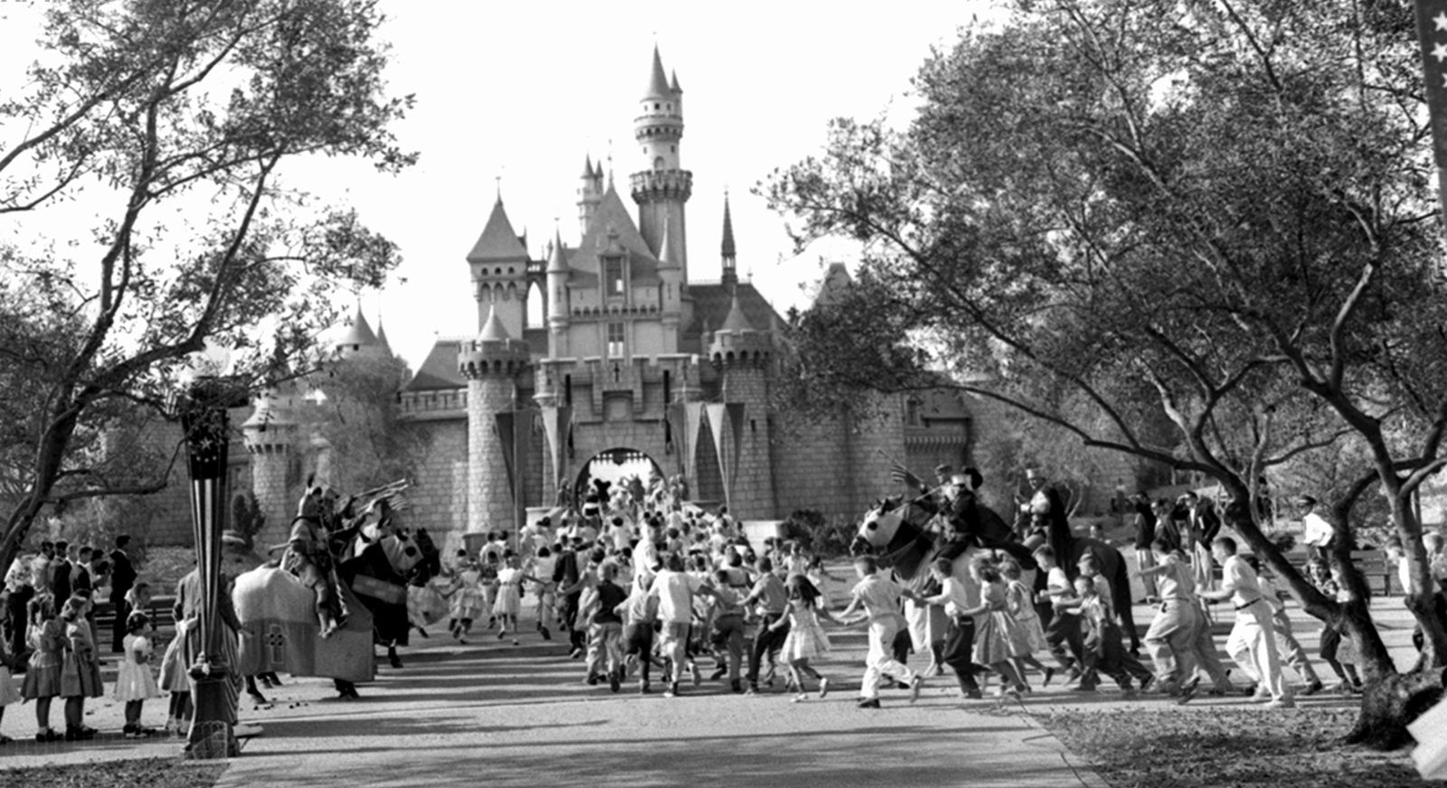 Disneylândia no dia da inauguração