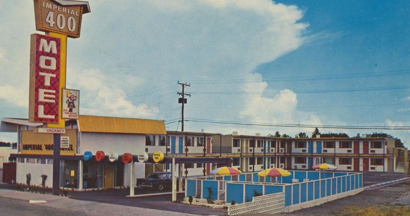8 cadeias hoteleiras americanas que agora estão extintas (2 que estão em sua última etapa) 1 Foto antiga do motel Imperial 400