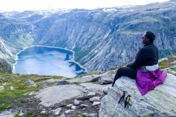 hiking Trolltunga in norway