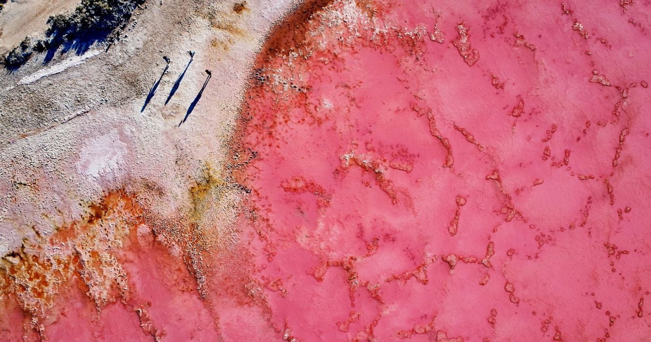 É seguro nadar no lago Hillier? Isso é o que o torna tão rosa 1 lago mais montanhoso de cima