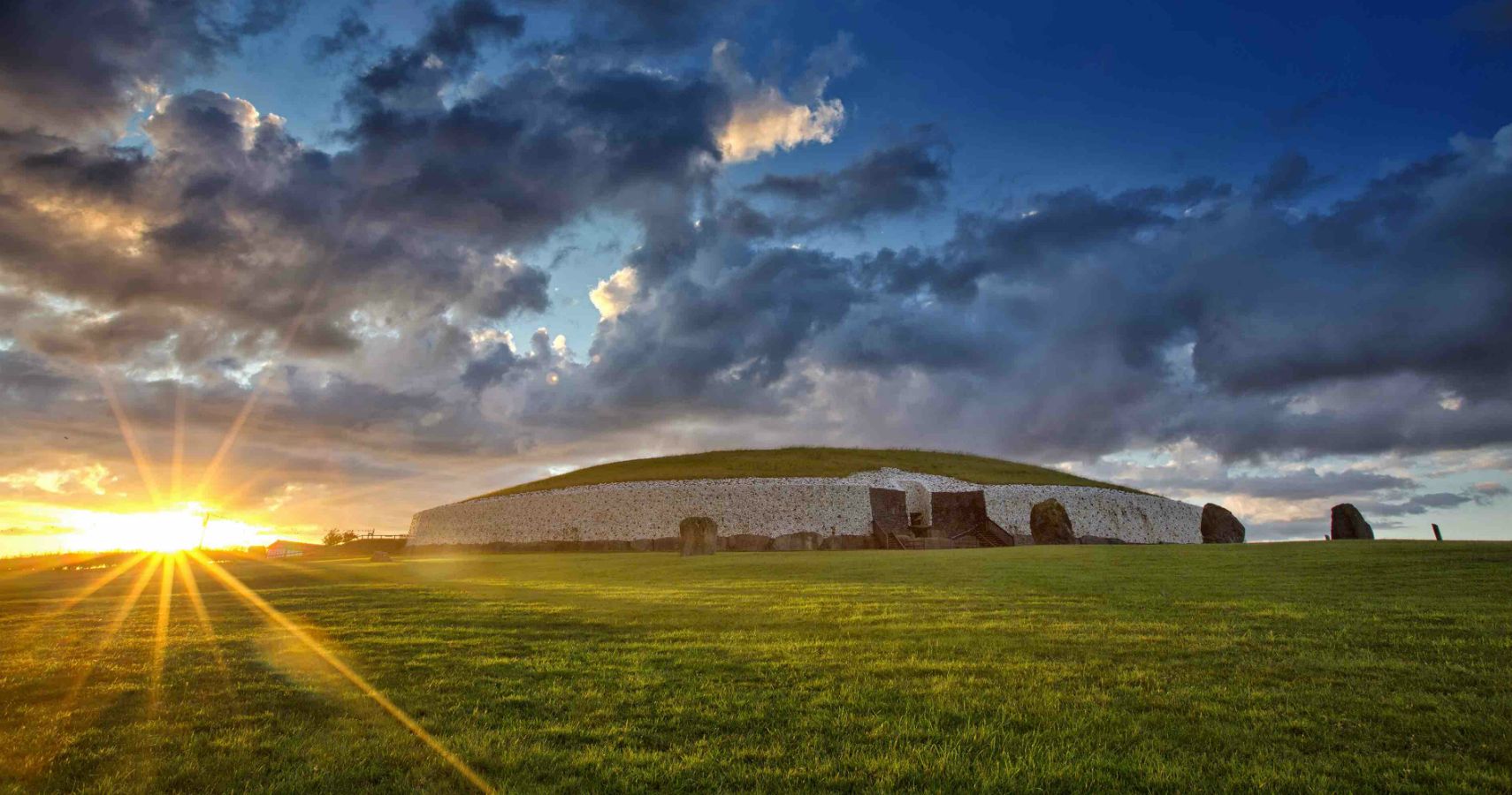 Estruturas semelhantes a Stonehenge estão sendo descobertas na Irlanda - veja como visitar 1 Estruturas semelhantes a Stonehenge estao sendo descobertas na Irlanda