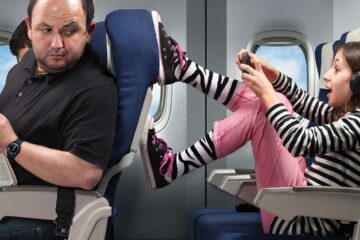 Finalmente, alguém classificou cientificamente os hábitos mais irritantes dos passageiros de avião