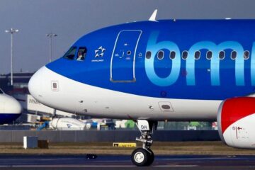 Flybmi encerra operações quando companhia aérea entra em administração