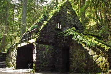 the witch castle in oregon