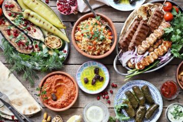 Se você vai enfrentar a culinária mediterrânea, que sejam estes pratos primeiro