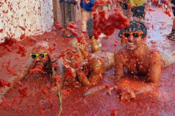 the la tomatina festival in spain