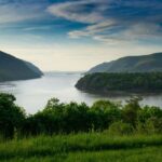 the hudson river in the hudson valley